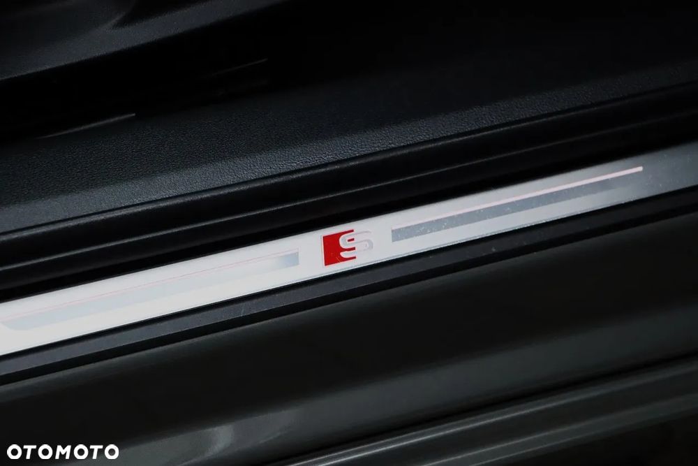 Audi A6 Avant 40 TDI S tronic S line - 26