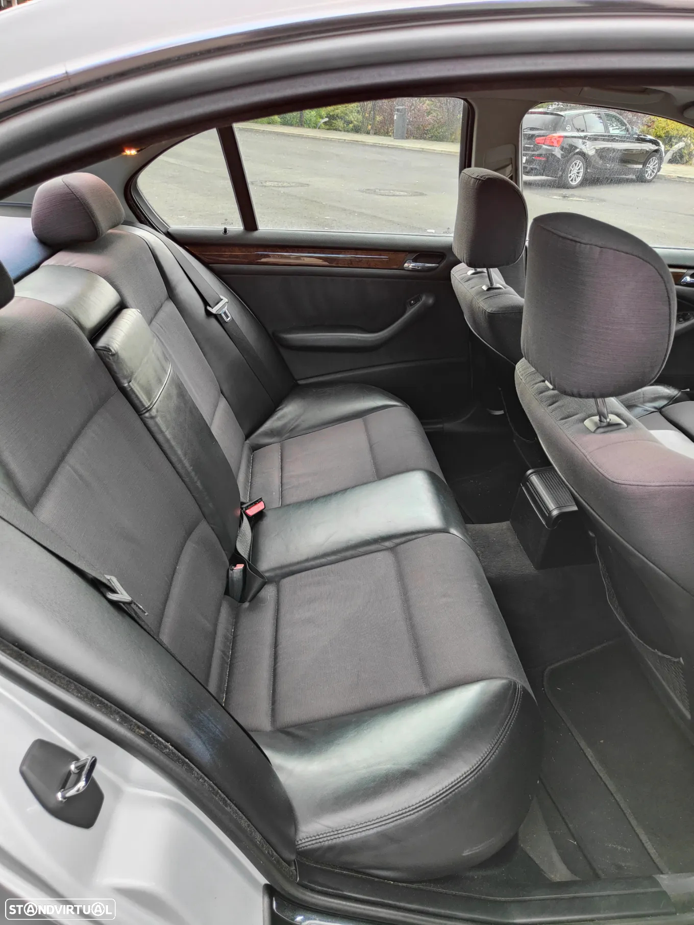 BMW 320 i - 2