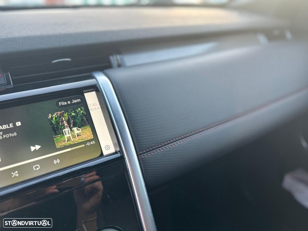 Land Rover Discovery Sport - 11
