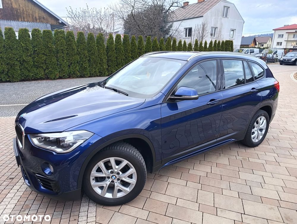 BMW X1 xDrive18d Sport Line - 3
