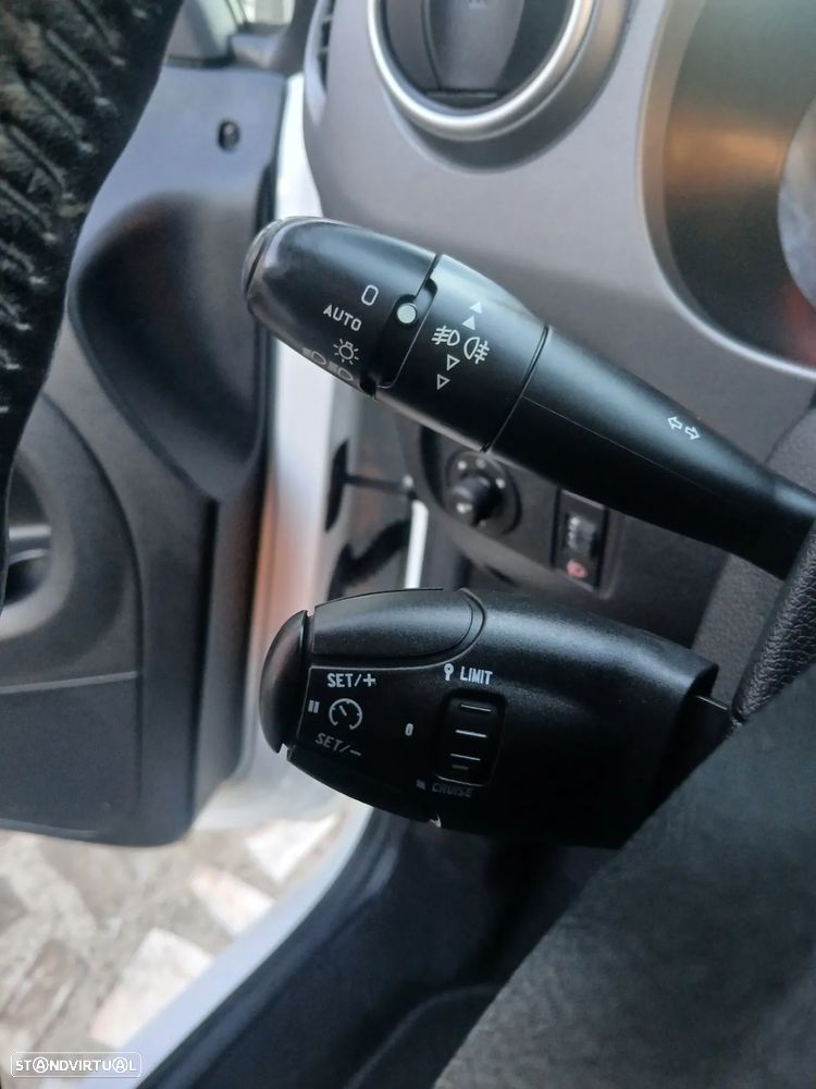 Citroën Berlingo 1.6 BlueHDi XTR - 30