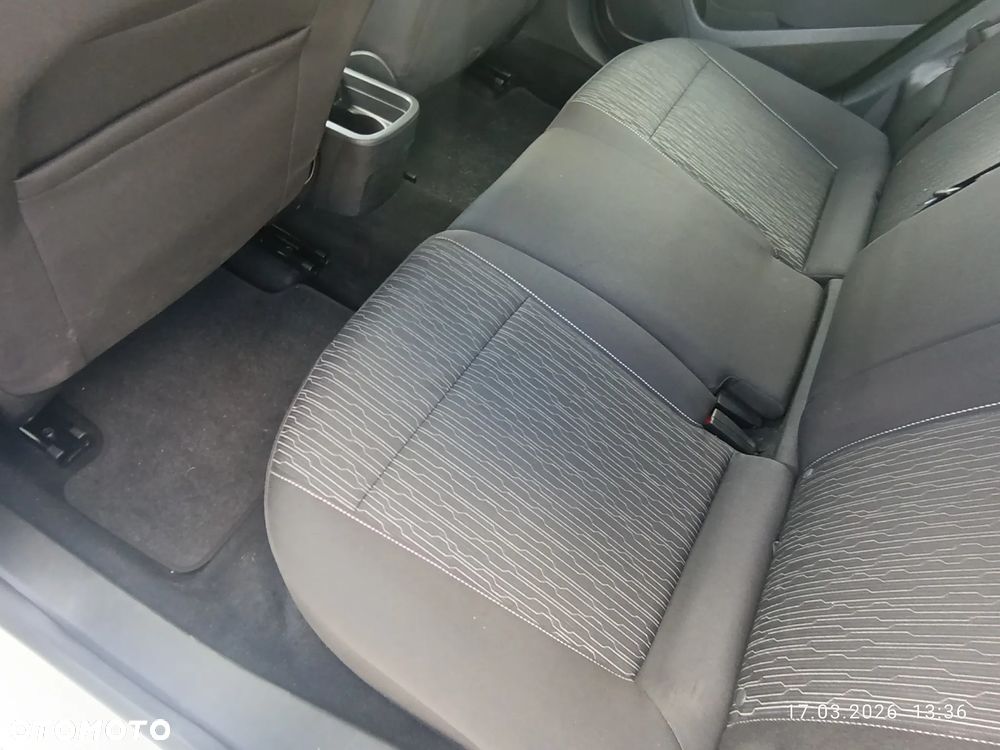 Opel Astra - 10