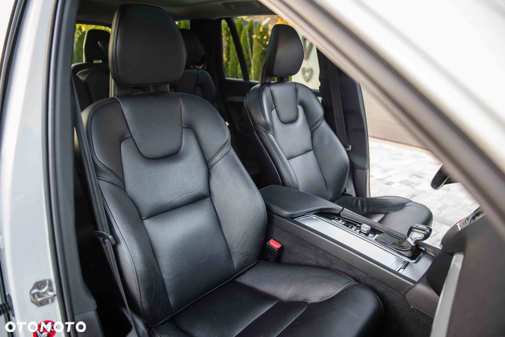 Volvo XC 90 T6 AWD Geartronic Momentum - 19