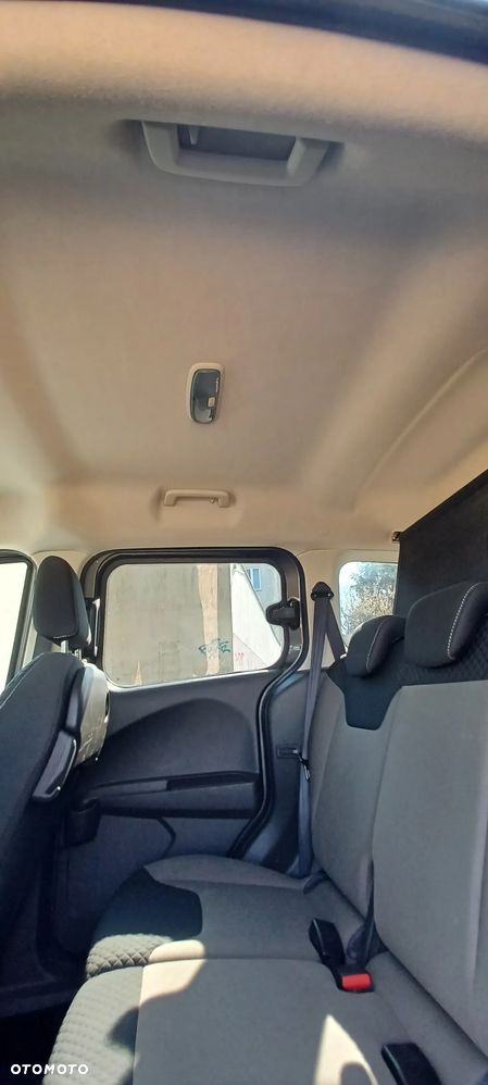 Ford Tourneo Courier 1.0 EcoBoost S&S Ambiente - 20