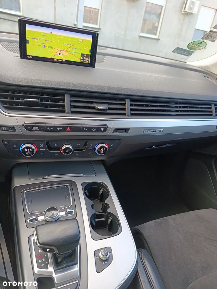 Audi Q7 - 7