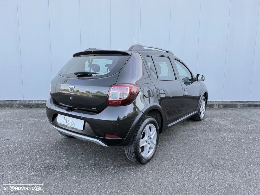 Dacia Sandero 1.5 dCi Stepway - 6