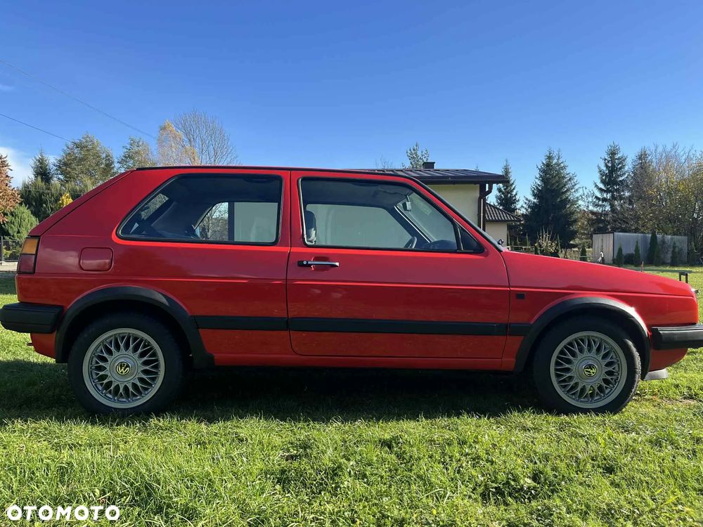 Volkswagen Golf - 17