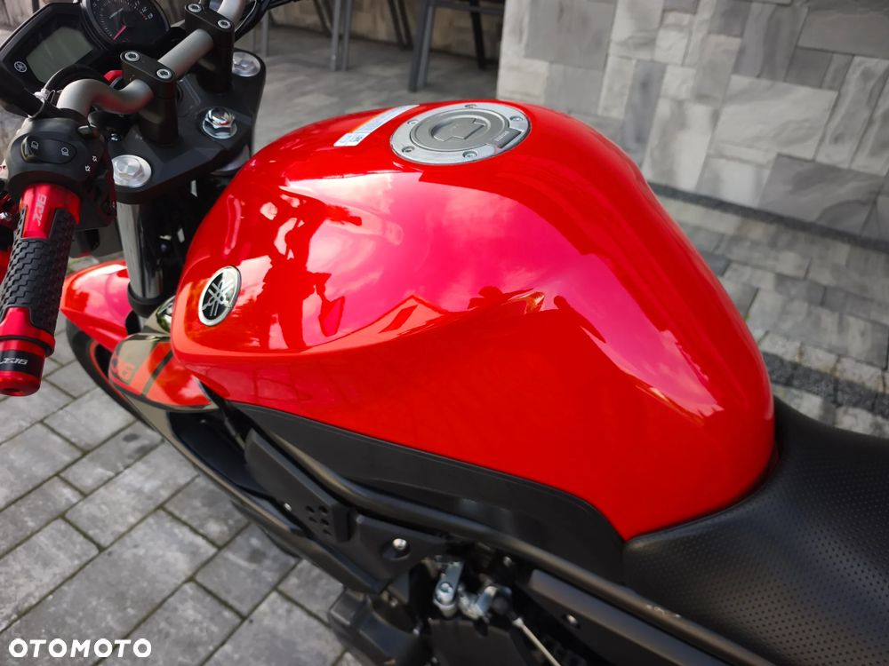 Yamaha XJ - 28