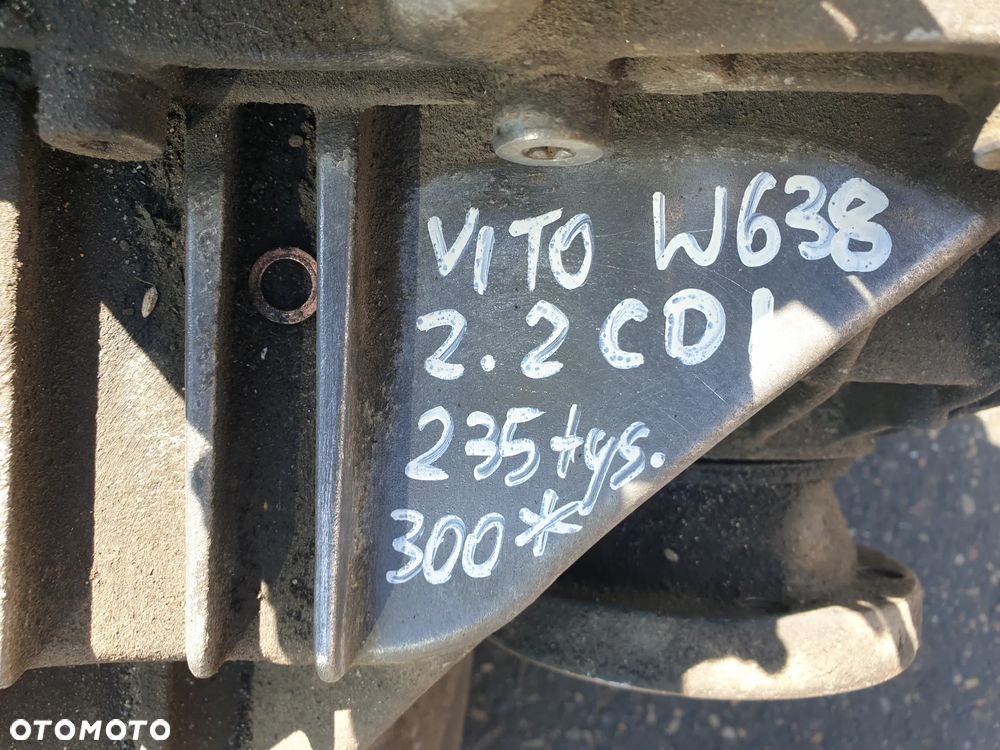 SKRZYNIA BIEGÓW 711698 MANUALNA 5-BIEGOWA MERCEDES VITO W638 2.2 CDI - 5