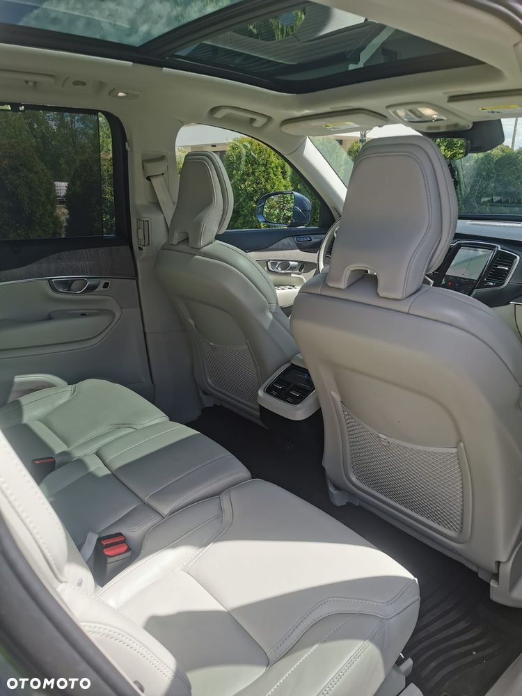 Volvo XC 90 - 38