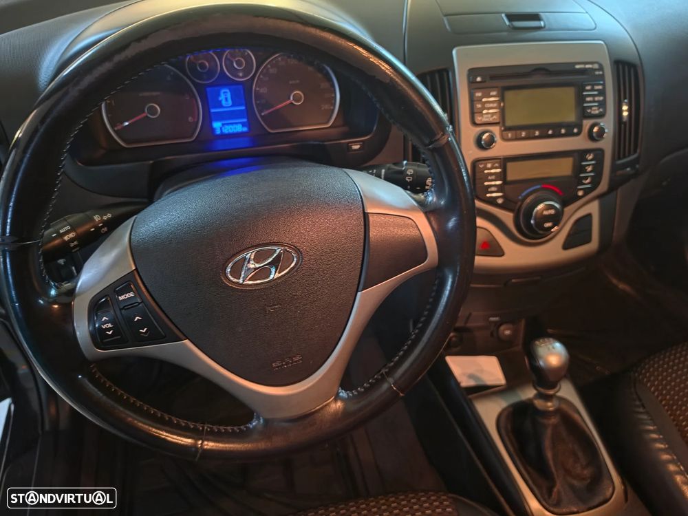 Hyundai i30 1.6 CRDI STyle - 9