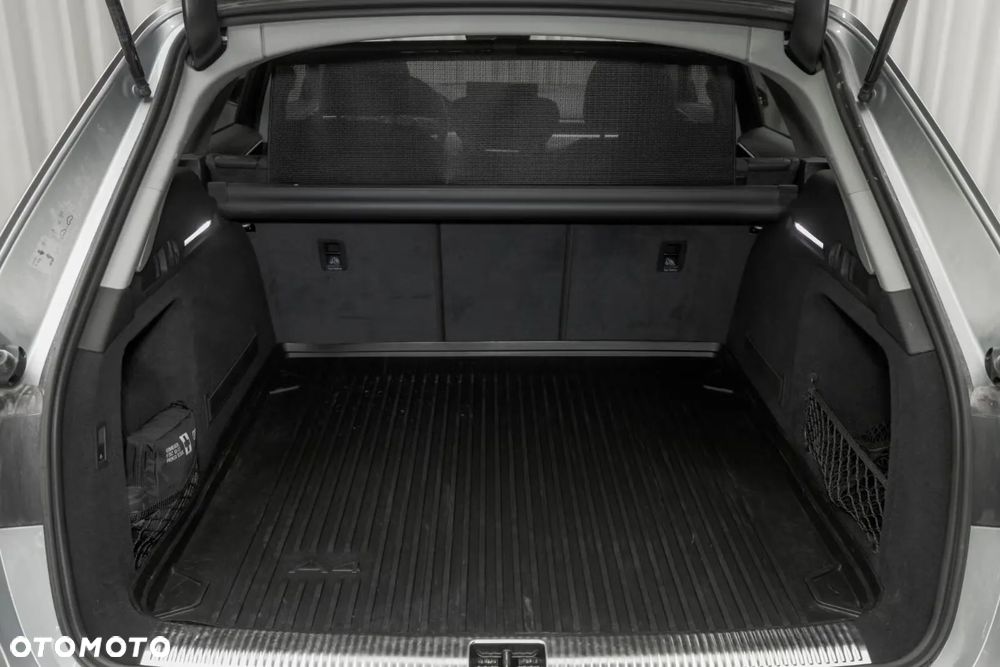 Audi A4 Allroad - 10