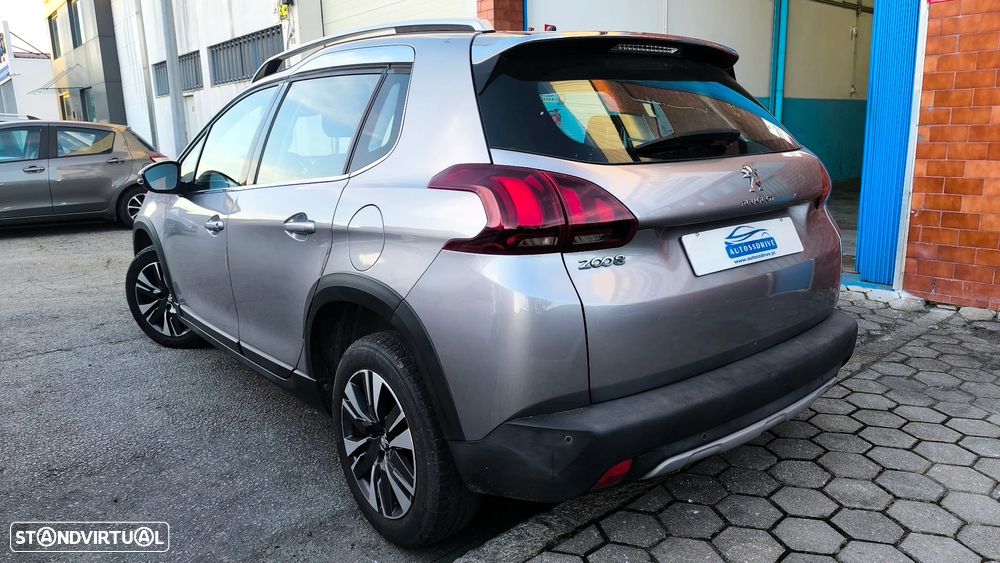 Peugeot 2008 1.6 BlueHDi Allure - 3