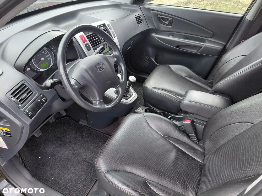 Hyundai Tucson 2.0 CRDi VGT 2WD GLS - 13