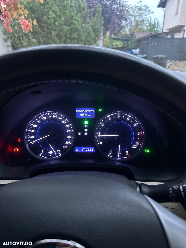 Lexus Seria IS 250 2.5 V6 Aut Luxury - 10