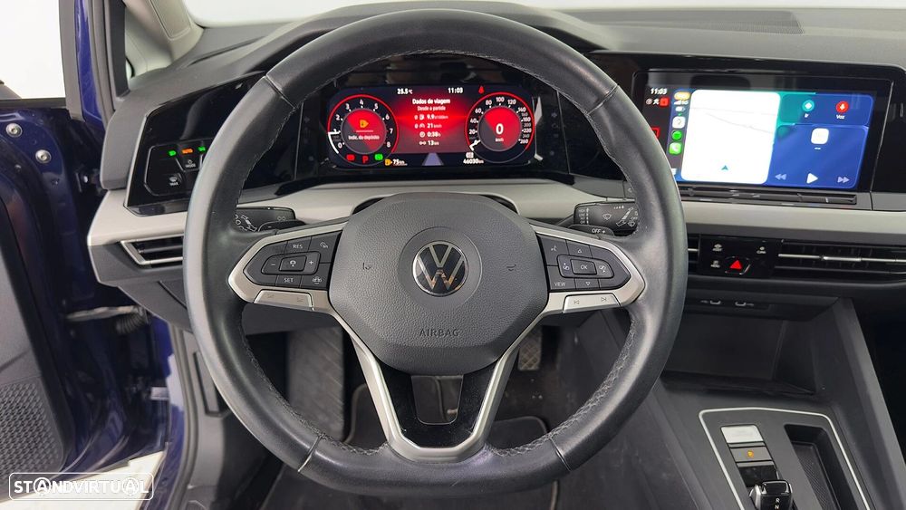 VW Golf 1.0 eTSI Life DSG - 26