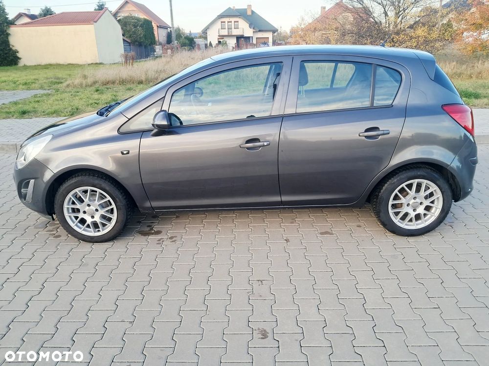 Opel Corsa 2011 photo 5