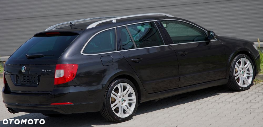 Skoda Superb 1.8 TSI DSG FAMILY - 38