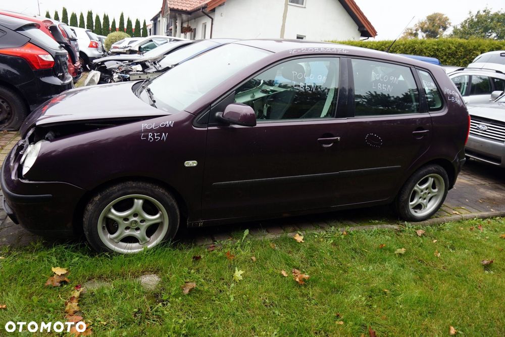 VOLKSWAGEN POLO IV 9N 5D HB 2003 LC3W 1.2 12V AZQ 64KM GEU FIOLETOWY na części - 2