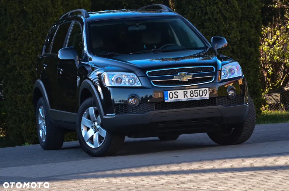 Chevrolet Captiva 2.4 2WD 7 Sitzer LS Family Edition - 7