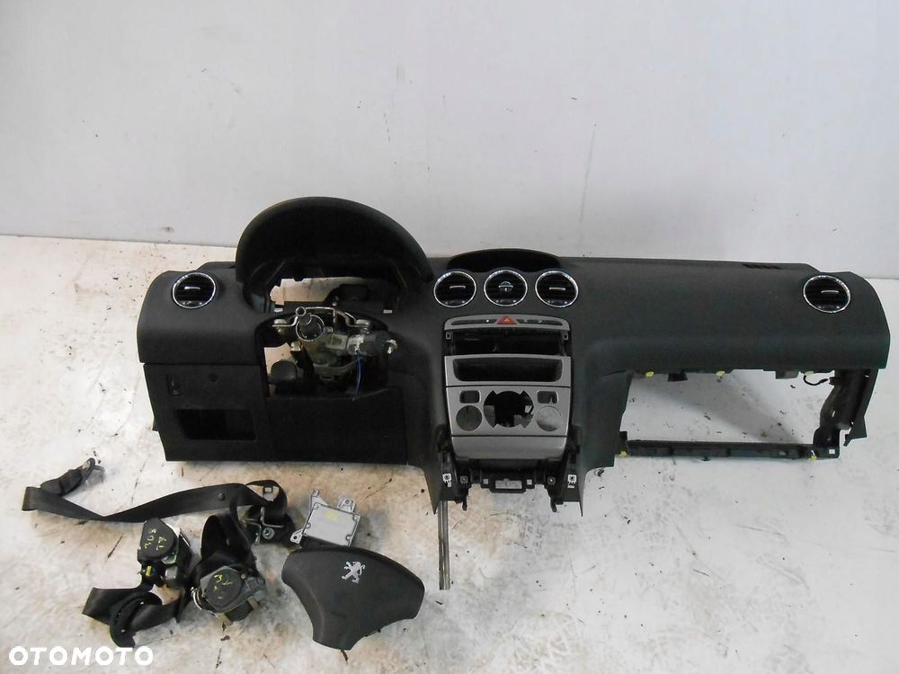 peugeot 308 deska konsola pasy # - 1