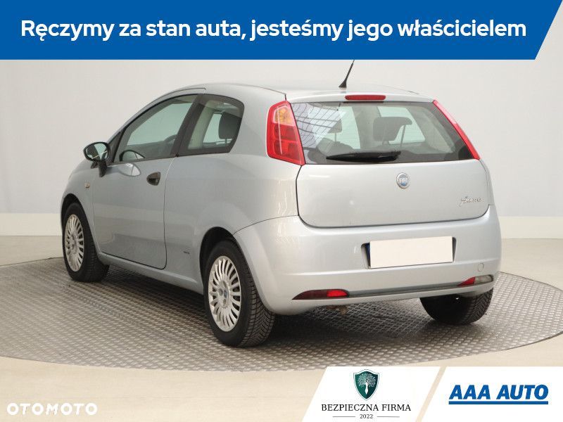 Fiat Grande Punto - 6
