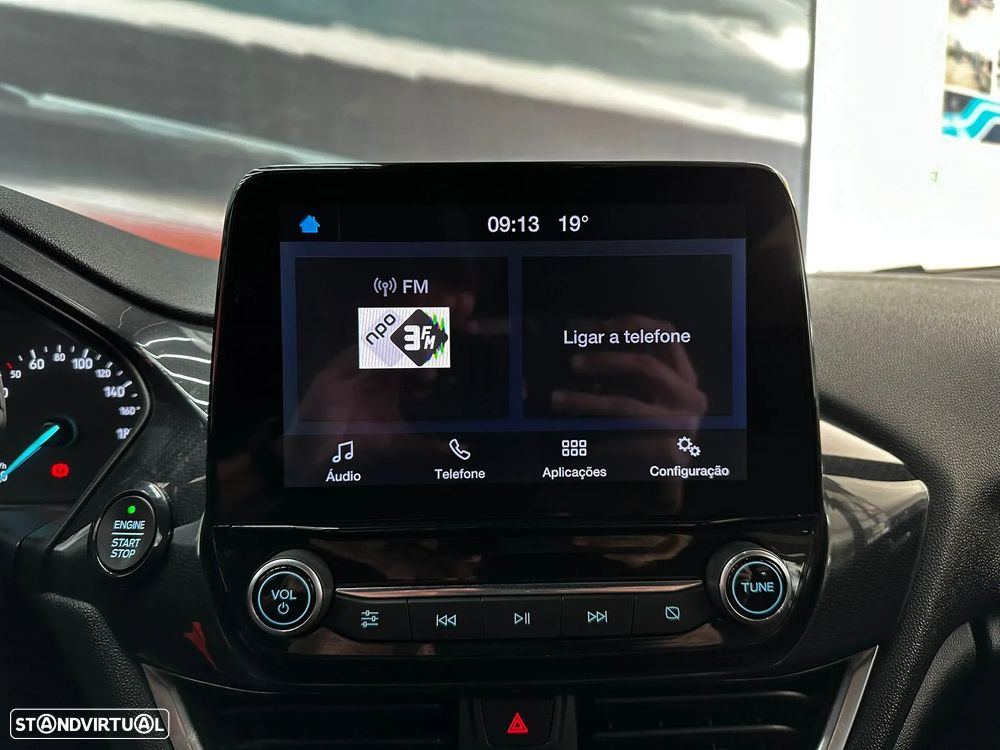 Ford Fiesta 1.0 EcoBoost ST-Line - 24