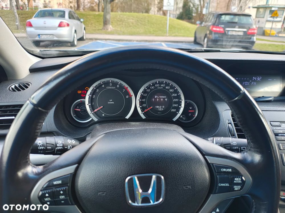 Honda Accord 2.0 Executive - 1