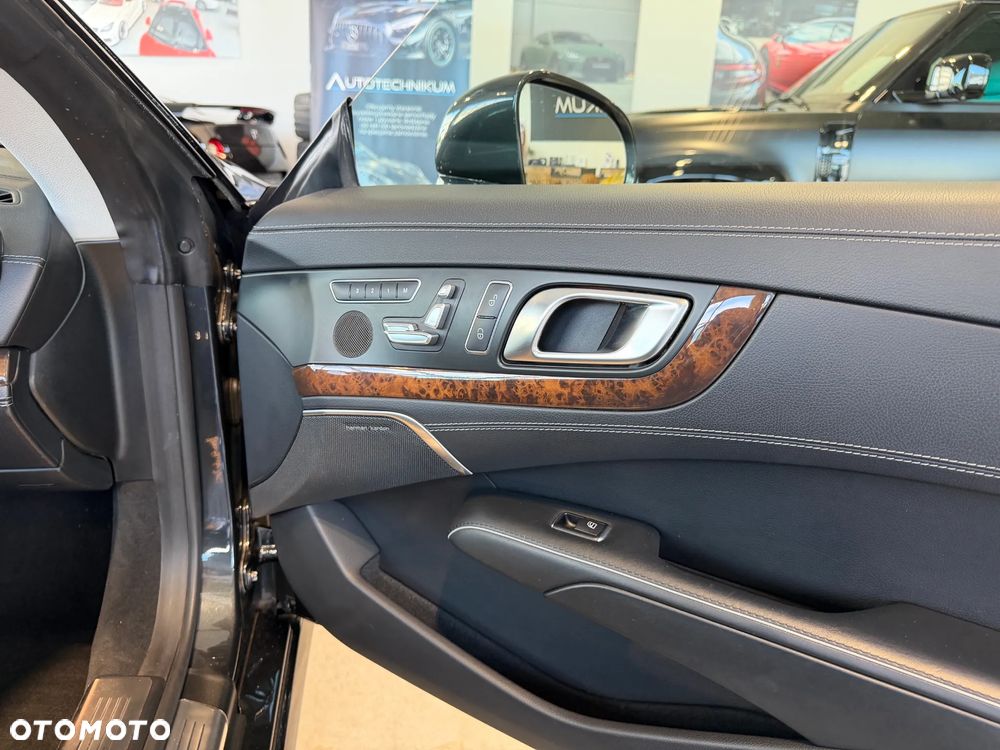 Mercedes-Benz SL 500 7G-TRONIC - 28