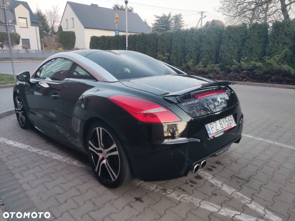 Peugeot RCZ - 8