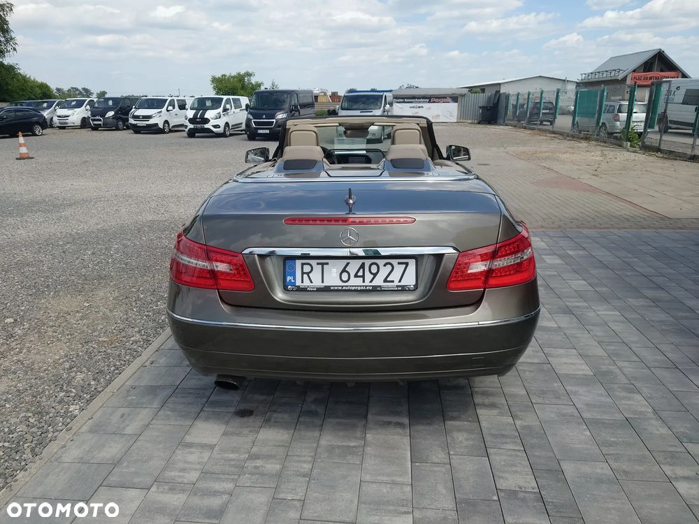 Mercedes-Benz Klasa E 200 CGI BlueEFFICIENCY Automatik Avantgarde - 5