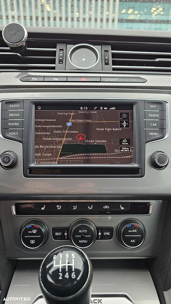 Volkswagen Passat - 10