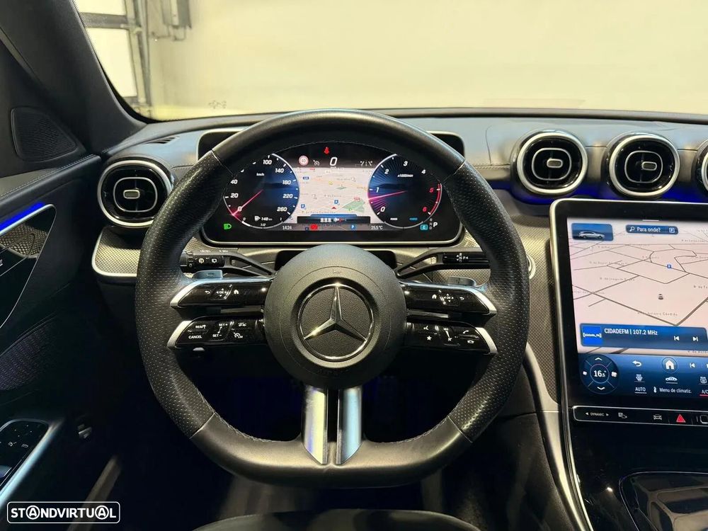 Mercedes-Benz C 300 d AMG Line — fotografia 9