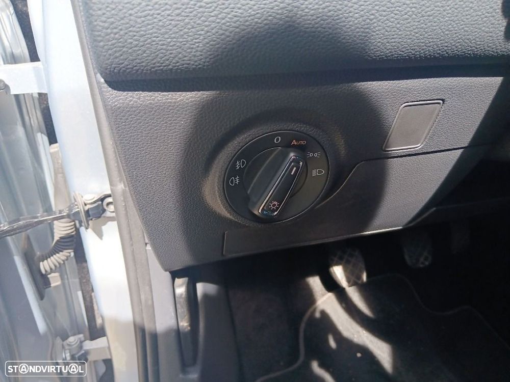 SEAT Arona 1.0 TSI FR - 11