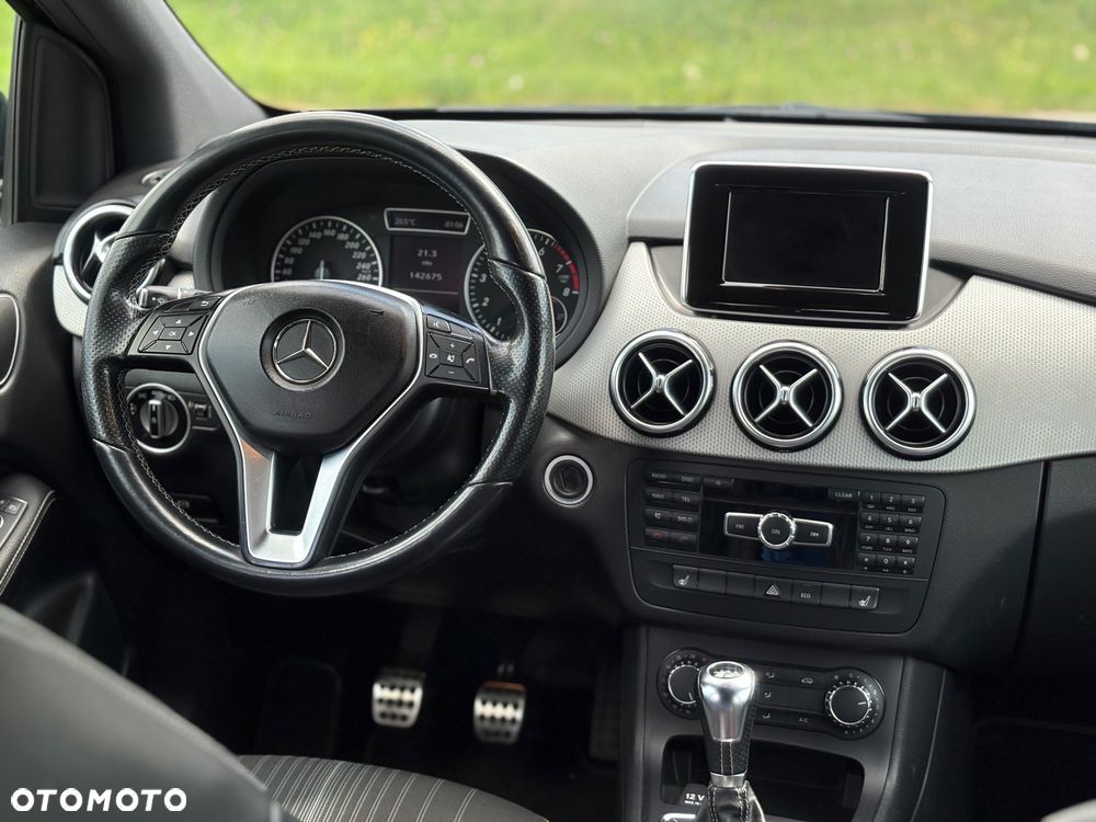 Mercedes-Benz Klasa B 180 (BlueEFFICIENCY) - 17