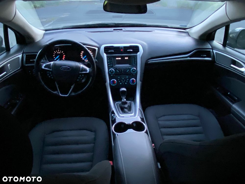 Ford Mondeo 1.5 TDCi ECOnetic Ambiente - 9