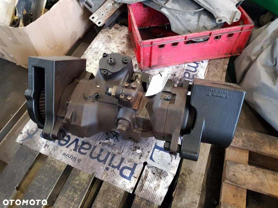POMPA NEW HOLLAND T8 A41CTZ175-125 REXROTH - 1