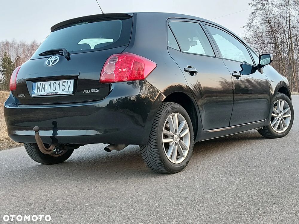 Toyota Auris 1.33 VVT-i - 12