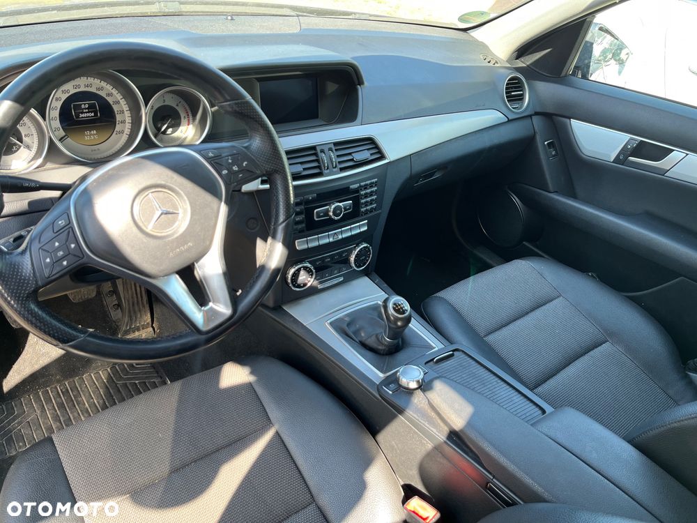 Mercedes-Benz Klasa C 200 T CDI Avantgarde Edition - 15