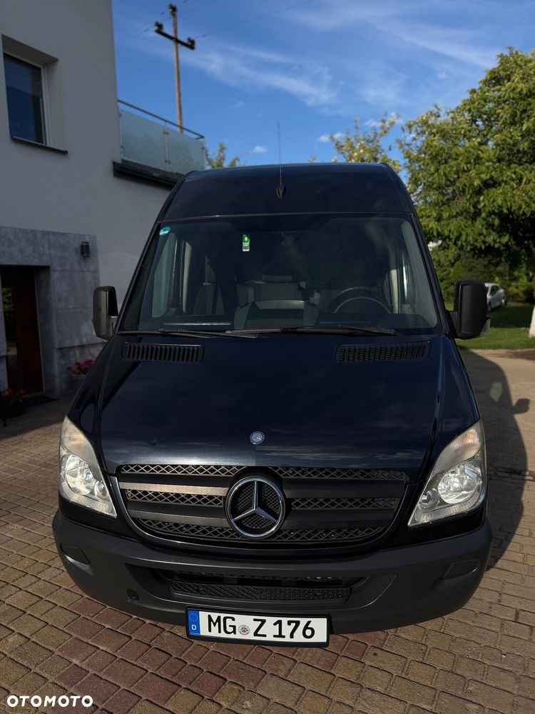 Mercedes-Benz Sprinter - 4