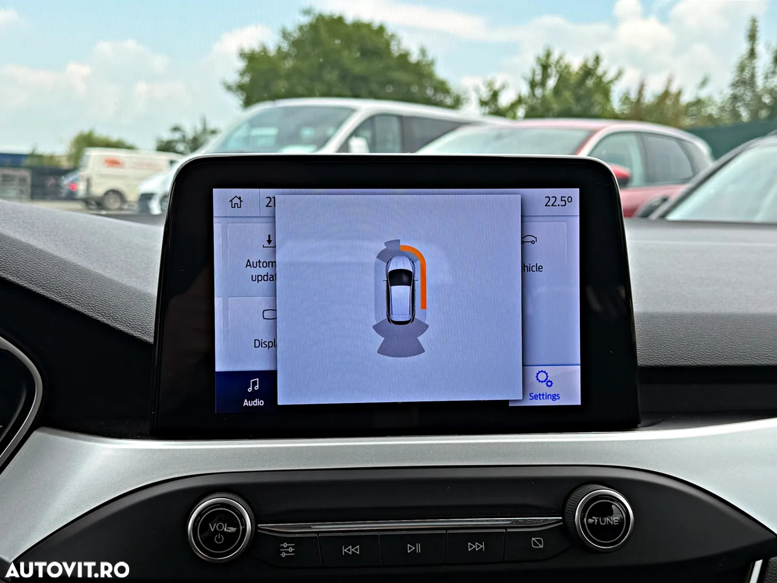 Ford Focus 2.0 EcoBlue Start-Stopp-System Aut. TITANIUM - 37