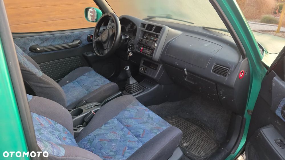 Toyota RAV4 2.0 - 15