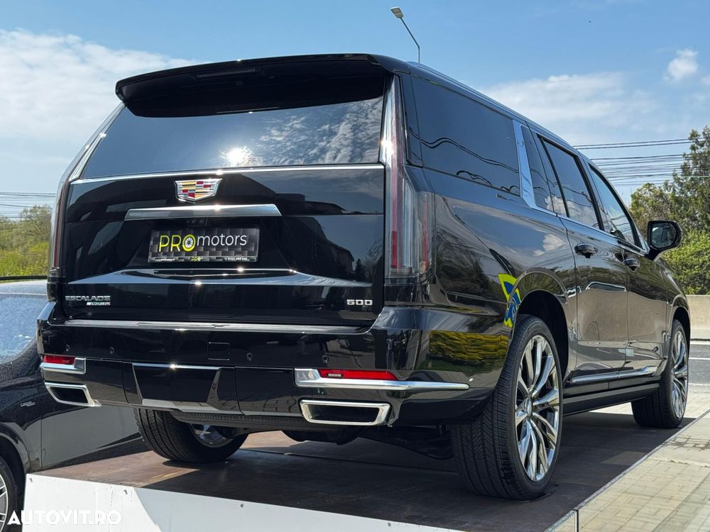 Cadillac Escalade - 5