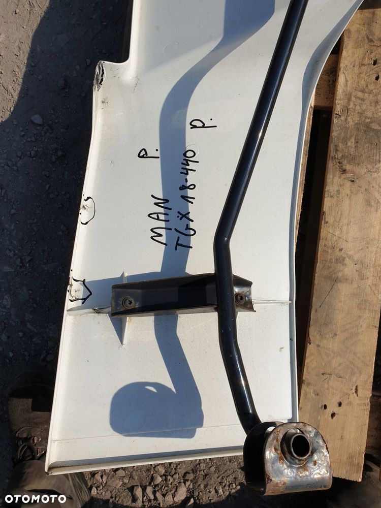 owiewka spoiler stelaż kosa prawa man tga tgx - 13