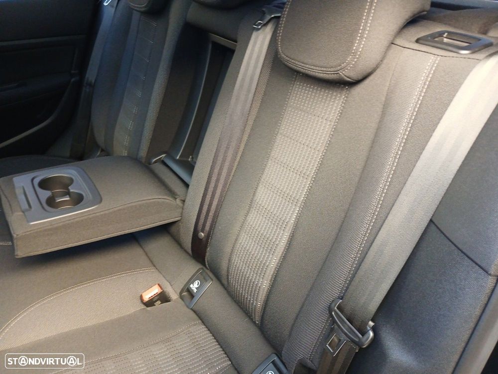 Peugeot 308 1.2 PureTech Allure - 13