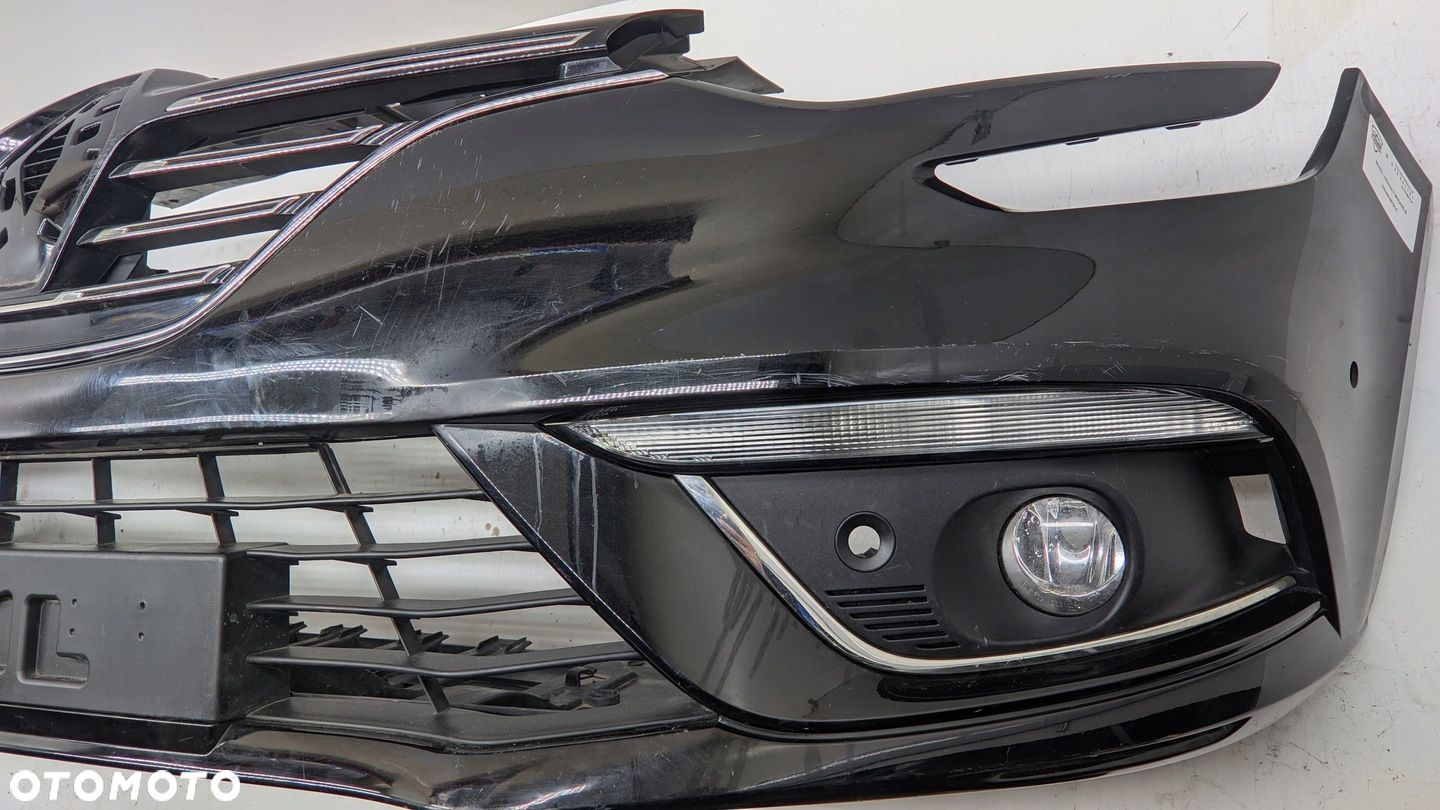 Zderzak przedni RENAULT MEGANE III 2013-2016 - 2