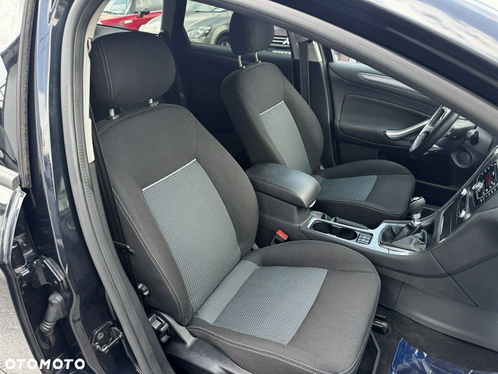 Ford Mondeo 1.6 Eco Boost Trend - 13