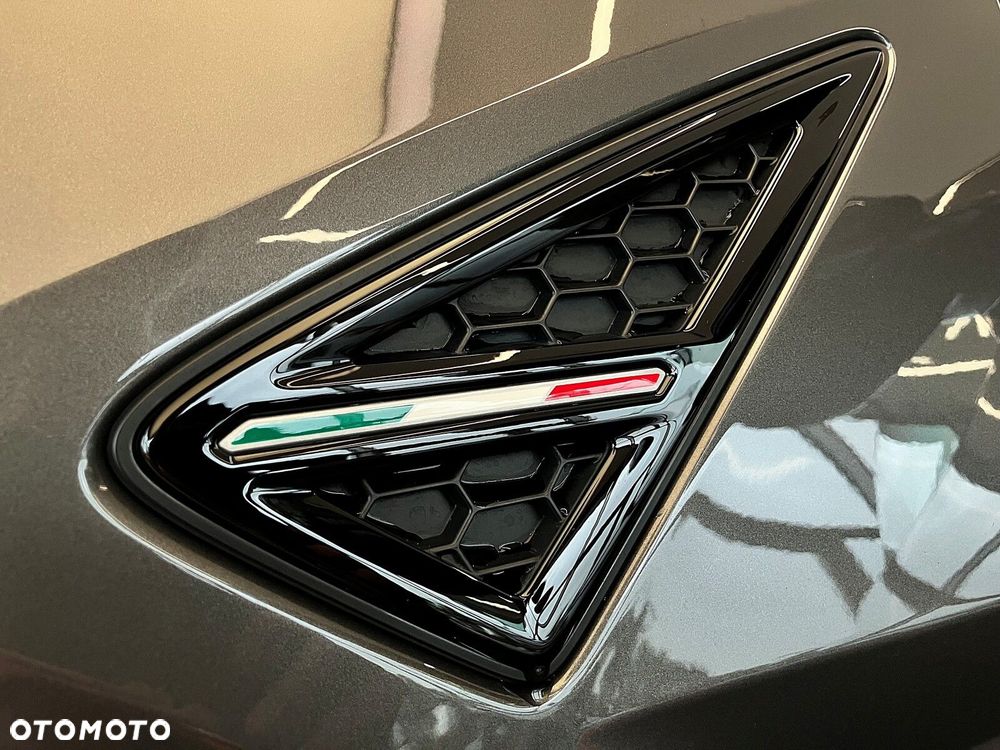 Lamborghini Urus - 37