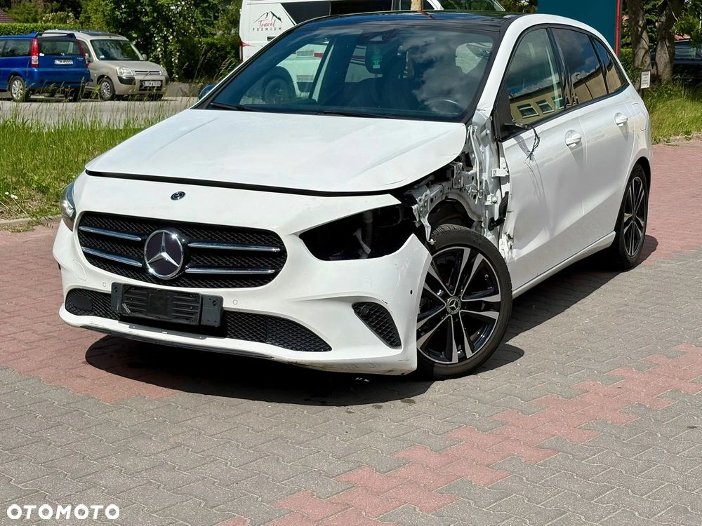 Mercedes-Benz Klasa B 180 d 7G-DCT AMG Line - 2