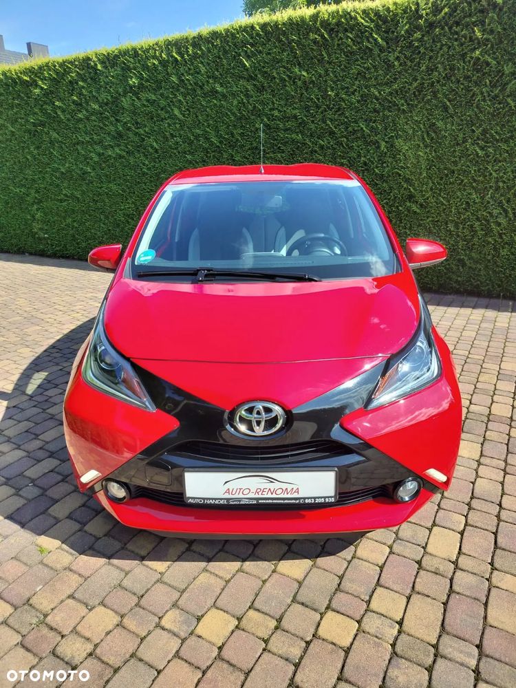 Toyota Aygo x-play touch - 32